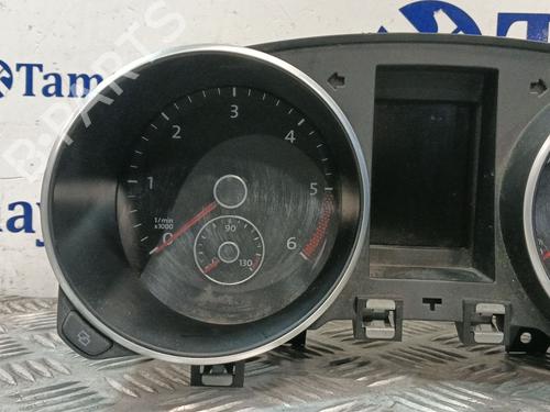 Instrument cluster VW GOLF VI (5K1) 1.6 TDI | BP32319500C47 - Image 2