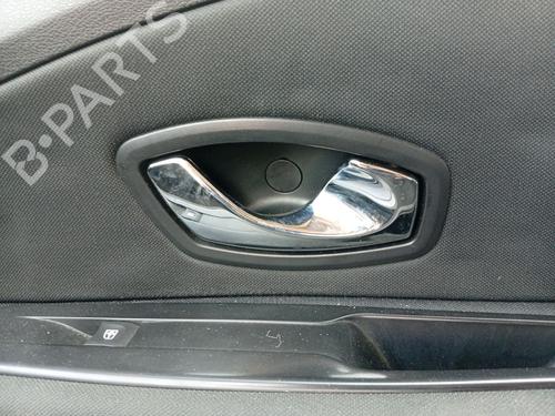 Maniglia interna anteriore destra Maniglia interna anteriore destra RENAULT MEGANE III Hatchback (BZ0/1_, B3_) 1.6 16V (BZ1B, BZ1H) (110 hp) 37425932 37425932