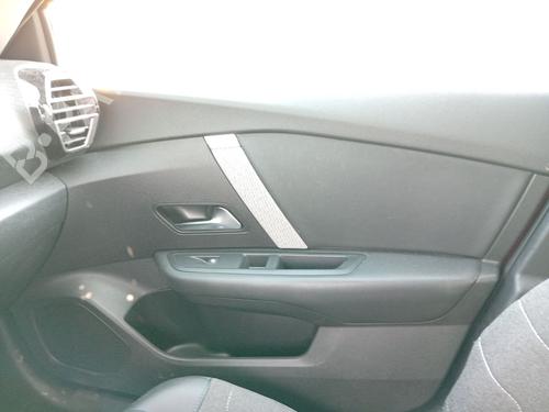 Used Front right panel Front right panel CITROËN C4 III (BA_, BB_, BC_) 1.2 PureTech 130 (BAHNSA, BAHNSB) (130 hp) 36701229 36701229