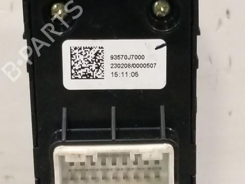 Left front window switch KIA XCEED (CD) 1.5 T-GDi MHEV | BP34581779I27 - Image 3