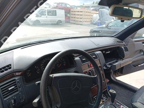 Salpicadero Salpicadero MERCEDES-BENZ E-CLASS (W210) E 280 (210.053) (193 hp) 35898968 35898968