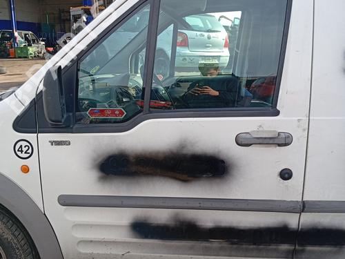 Used Left front door Left front door FORD TRANSIT CONNECT (P65_, P70_, P80_) 1.8 TDCi (90 hp) 33941511 33941511