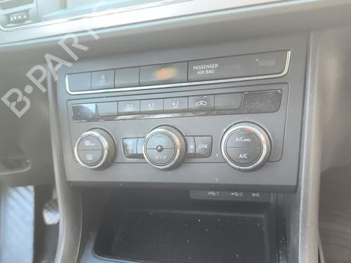 Used Climate control Climate control SEAT LEON (5F1) 2.0 TDI (110 hp) 40220307 40220307
