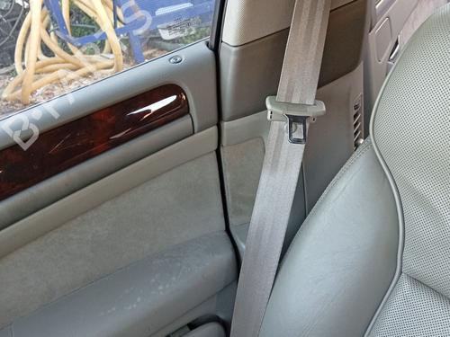 front-right-seatbelt-audi-a8-d3-4e2-4e8-2002-2003-2004-2005-2006-2007-2008-2009-2010-36051350 main image