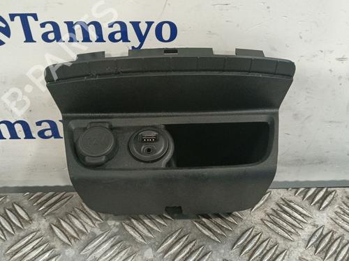 Used Ashtray PEUGEOT 2008 I (CU_) [2013-2025]  31013565