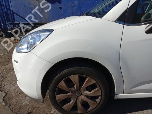 Forskærm venstre Forskærm venstre CITROËN C3 II (SC_) 1.6 BlueHDi 75 (75 hp) 36041193 36041193