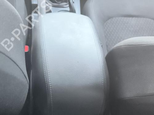 Used Middle console Middle console HYUNDAI ix35 (LM, EL, ELH) 1.6 (135 hp) 40021338 40021338