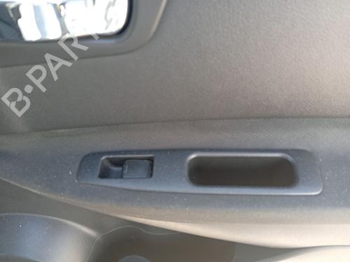 Used Right rear window switch Right rear window switch 37714515 37714515