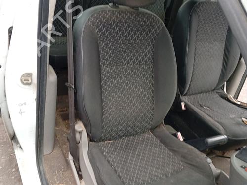 Used Right front seat RENAULT KANGOO / GRAND KANGOO II (KW0/1_) 1.5 dCi 85 (KW0K, KW0L, KW0B) (86 hp) 32406724