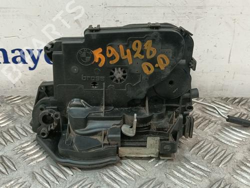 Høyre foran lås BMW 1 (E81) 120 d (177 hp) 32184461