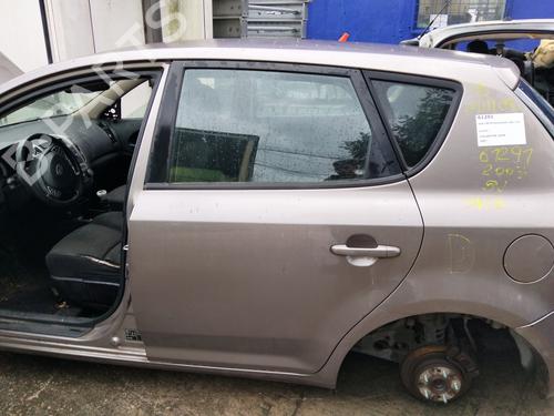 Porta trás esquerda Porta trás esquerda KIA CEE'D Hatchback (ED) 1.6 CRDi 115 (115 hp) 39650489 39650489