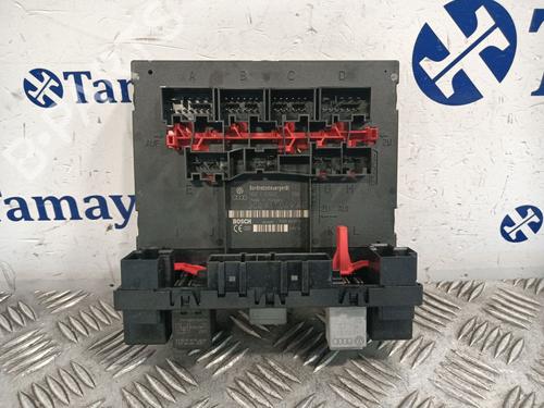 Boîte à Fusibles VW PASSAT B6 Variant (3C5) 2.0 TDI 16V (140 hp) 29418400