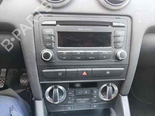Used Radio Radio 39613943 39613943