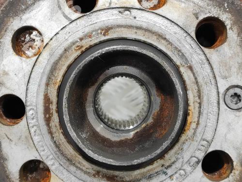 Right front steering knuckle VW CADDY III Box Body/MPV (2KA, 2KH, 2CA, 2CH) 1.9 TDI | BP6040398M26 