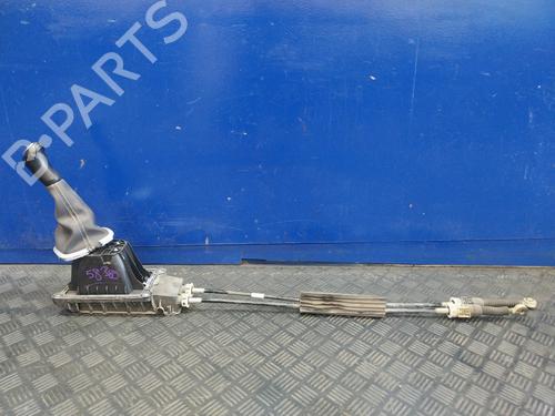 Used Gear lever RENAULT CLIO III (BR0/1, CR0/1) [2005-2014]  27248950