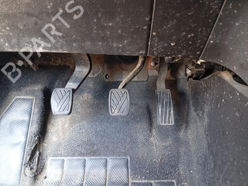 Pedal embrague Pedal embrague SUZUKI VITARA (LY) 1.0 (APK 310) (111 hp) 37537859 37537859