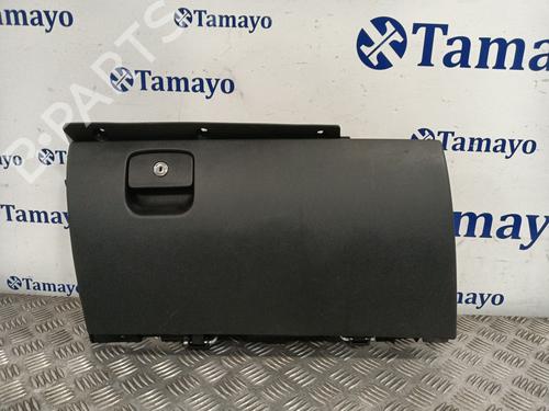 Dashboardkastje JAGUAR XE (X760) 2.0 D (180 hp) 31185096