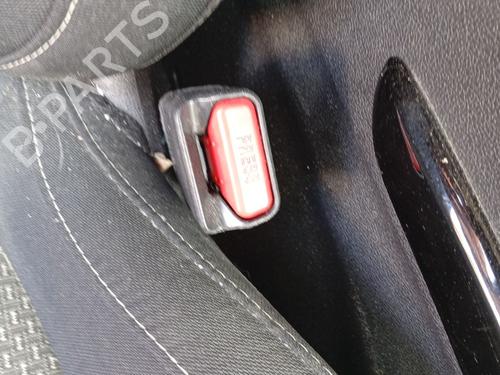 Engache cinturón Engache cinturón RENAULT KADJAR (HA_, HL_) 1.3 TCe 140 (HLNB, HLN1) (140 hp) 36696799 36696799