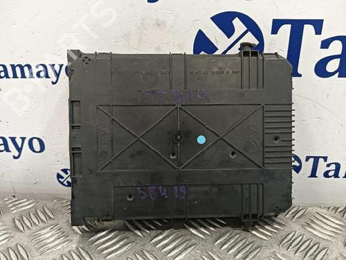 Fuse box CITROËN C4 CACTUS | BP24548864E1