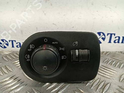 Used Headlight switch SEAT LEON (1P1) [2005-2013]  26557338