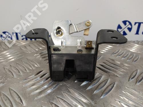 Used Tailgate lock HYUNDAI TUCSON (JM) 2.0 CRDi (113 hp) 8888850