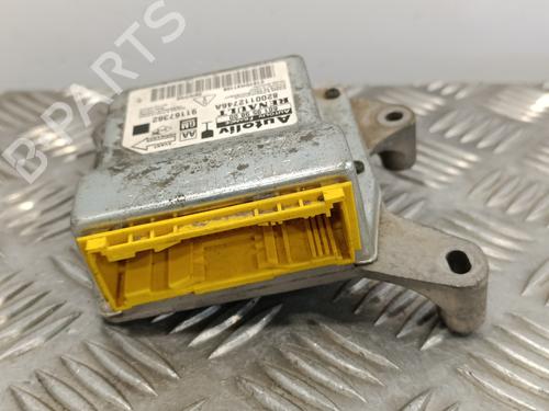 Used ECU airbags RENAULT TRAFIC II Van (FL) [2001-2025]  18832111