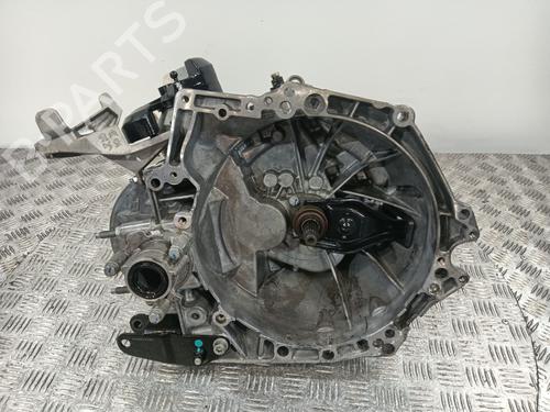 Used Gearbox Gearbox OPEL CORSA F (P2JO) 1.2 (68) (101 hp) 35813333 35813333