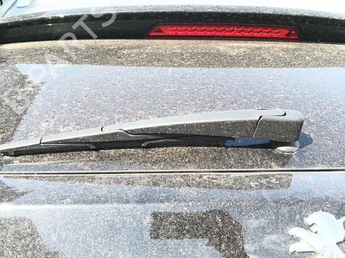 Used Rear windshield wiper arm Rear windshield wiper arm PEUGEOT 3008 II SUV (MC_, MR_, MJ_, M4_) 1.2 THP/ PureTech 130 (MRHNSM, MRHNSU, MRHNSJ, MRHNYW,... (131 hp) 34252103 34252103