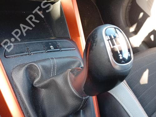 Used Gear lever Gear lever KIA STONIC (YB) 1.0 T-GDi (120 hp) 36668221 36668221