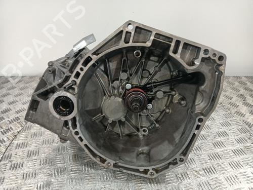 manual-gearbox-renault-megane-iii-hatchback-bz01_-b3_-12-tce-bz2b-bz11-tl4068-2008-17587823 main image