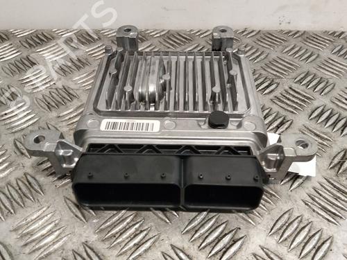Used Engine control unit (ECU) Engine control unit (ECU) 37607769 37607769
