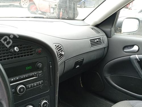 Airbag passager Airbag passager RENAULT CLIO I (B/C57_, 5/357_) 1.2 (B/C/S577) (54 hp) 36998617 36998617