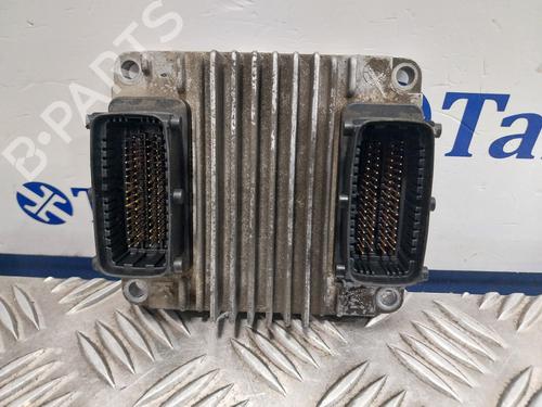 Used Engine control unit (ECU) OPEL CORSA C (X01) [2000-2009]  25754103