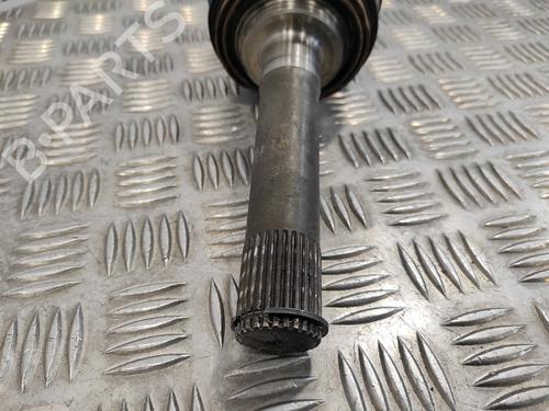 Left front driveshaft MITSUBISHI PAJERO I (L04_G, L14_G) 2.5 TD (L044G, L049G) | BP18031131M38