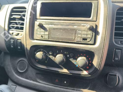 Used Radio Radio RENAULT TRAFIC III Van (FG_) 1.6 dCi 120 (FGMB, FGMC) (120 hp) 40299631 40299631
