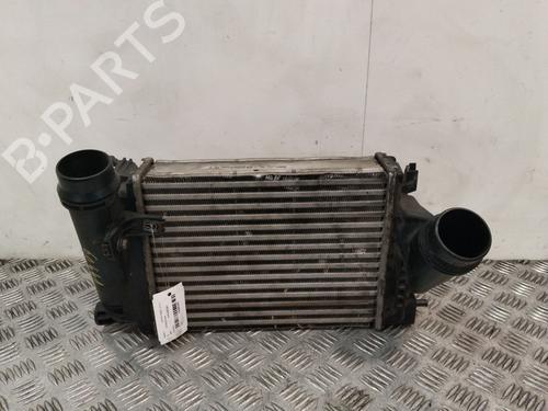 Intercooler Intercooler TOYOTA YARIS (_P13_) 1.5 Hybrid (NHP130_, NHP130) (101 hp) 37606186 37606186
