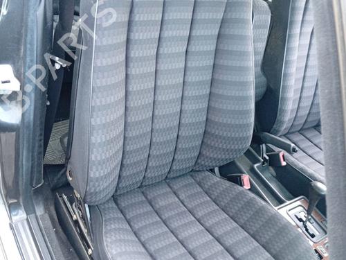 Sedile anteriore destro Sedile anteriore destro MERCEDES-BENZ 190 (W201) E 2.0 (201.024) (122 hp) 36185988 36185988