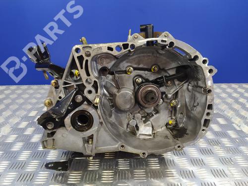 Girkasse NISSAN ALMERA II Hatchback (N16) 1.5 dCi (82 hp) 11684169