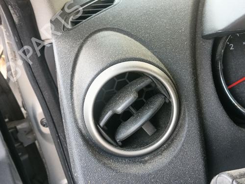 Luftventilen Luftventilen NISSAN QASHQAI I (J10, NJ10) 2.0 dCi (150 hp) 36220967 36220967