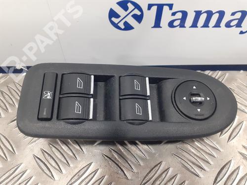 Used Left front window switch FORD KUGA I 2.0 TDCi (136 hp) 7984204