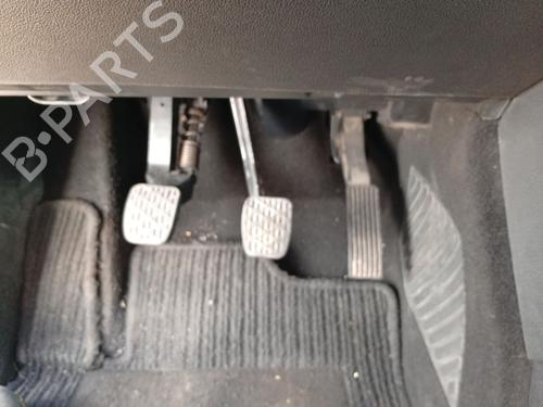 Used Pedal Pedal 37692757 37692757