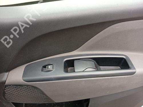 Used Right front window switch Right front window switch OPEL CORSA B (S93) 1.0 i 12V (F08, F68, M68) (54 hp) 34544910 34544910