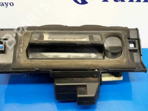 Used Tailgate handle PEUGEOT 206 Hatchback (2A/C) 1.4 i (75 hp) 6020969