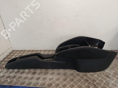 Used Middle console Middle console AUDI A1 (8X1, 8XK) 1.6 TDI (105 hp) 40229664 40229664