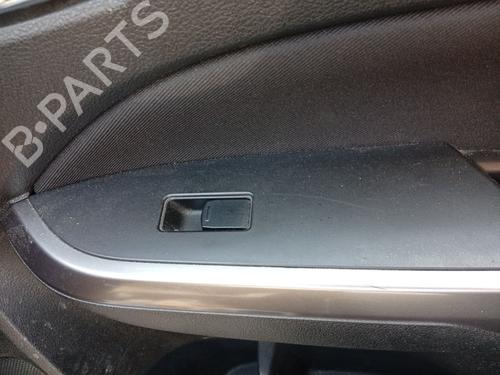 Used Right front window switch Right front window switch 37604118 37604118
