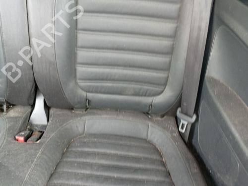 rear-left-seatbelt-vw-new-beetle-convertible-1y7-2002-2003-2004-2005-2006-2007-2008-2009-2010-2011-2012-40089035 main image