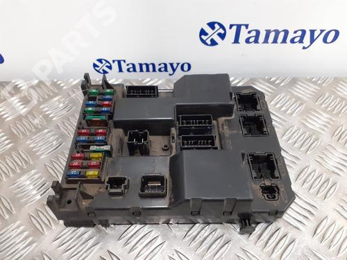Used Fuse box PEUGEOT 307 (3A/C) 2.0 HDi 110 (107 hp) 8805354