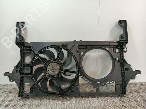 Used Radiator fan RENAULT MASTER II Van (FD) 2.5 dCi (FD01, FD02, FD21, FD22, FD31, FD32, FD3Y, FD71,... (120 hp) 32868553