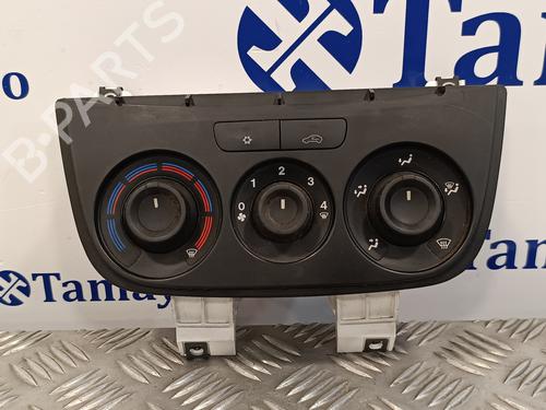 Commande Chauffage FIAT DOBLO Bus (263_) 1.4 (263AXA1A) (95 hp) 16318926