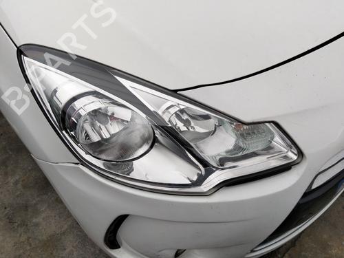 Used Right headlight Right headlight CITROËN DS3 (SA_) 1.6 HDi 90 (92 hp) 39815258 39815258
